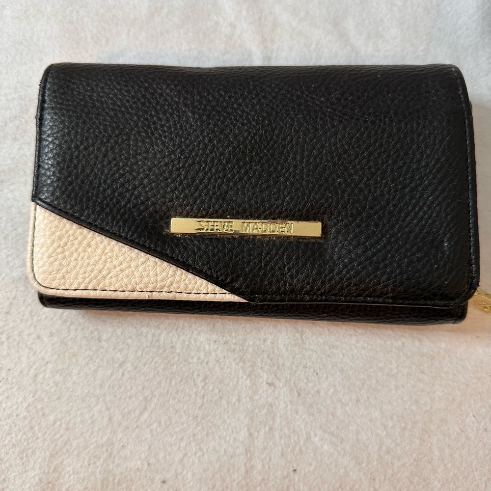 Steve Madden Black and Cream Wallet